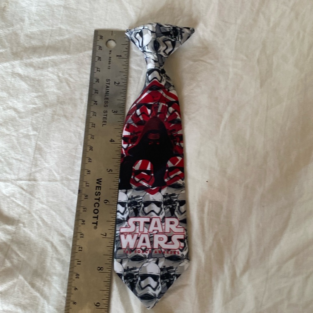 Toddler clip on Star Wars tie, approximately 9.75” long x 2,5” wide